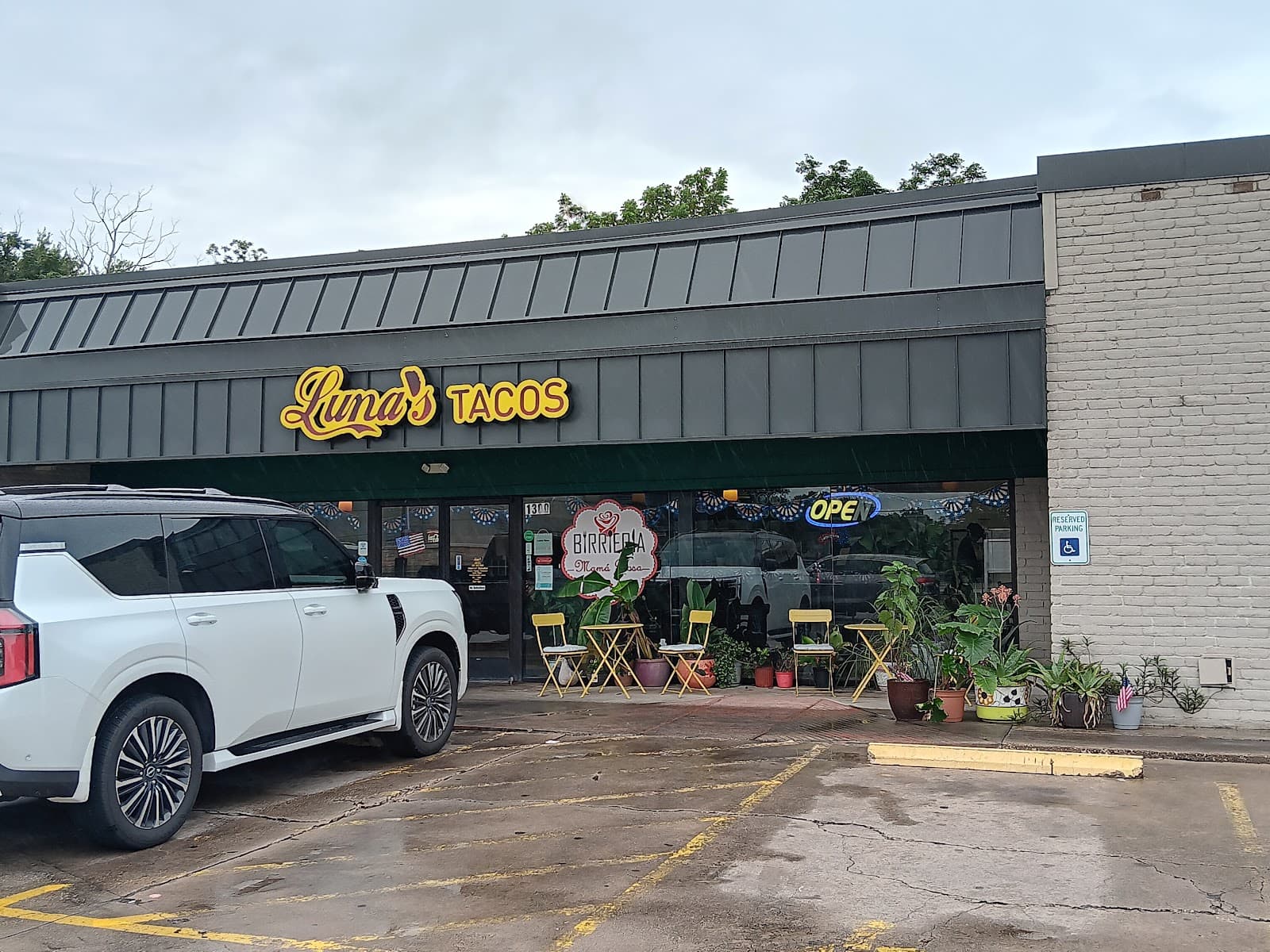 Luna's Tacos