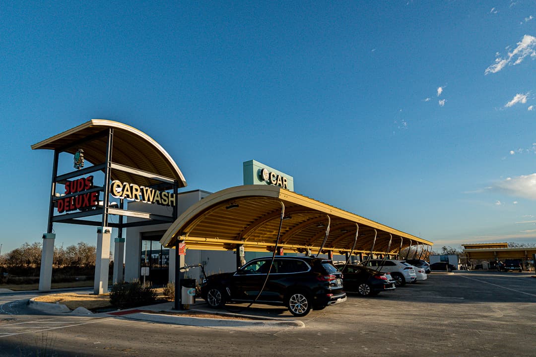Suds Deluxe Car Wash
