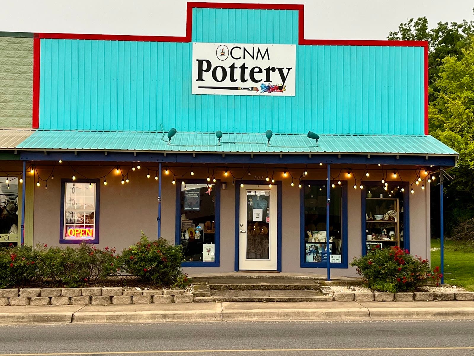Ceramics N More Store, Pflugerville