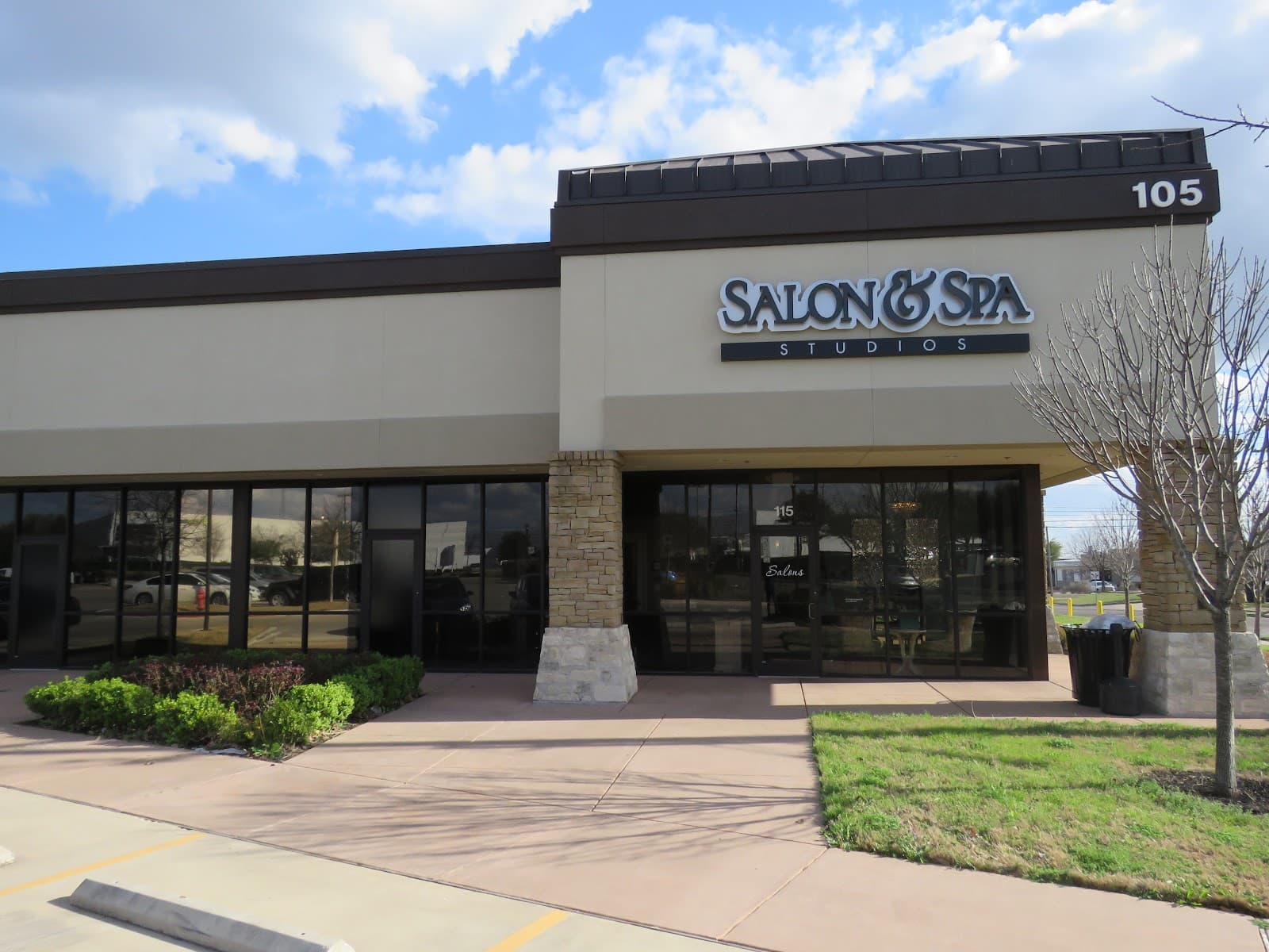 Salon & Spa Studios