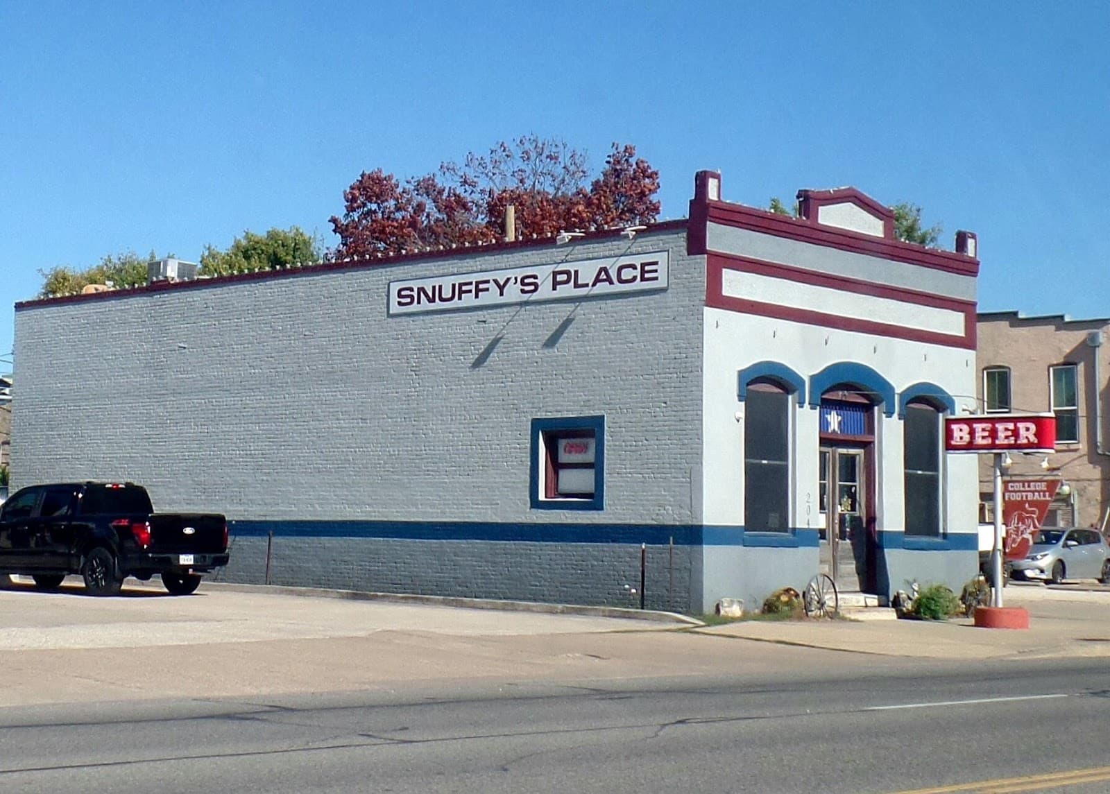 Snuffy's Place