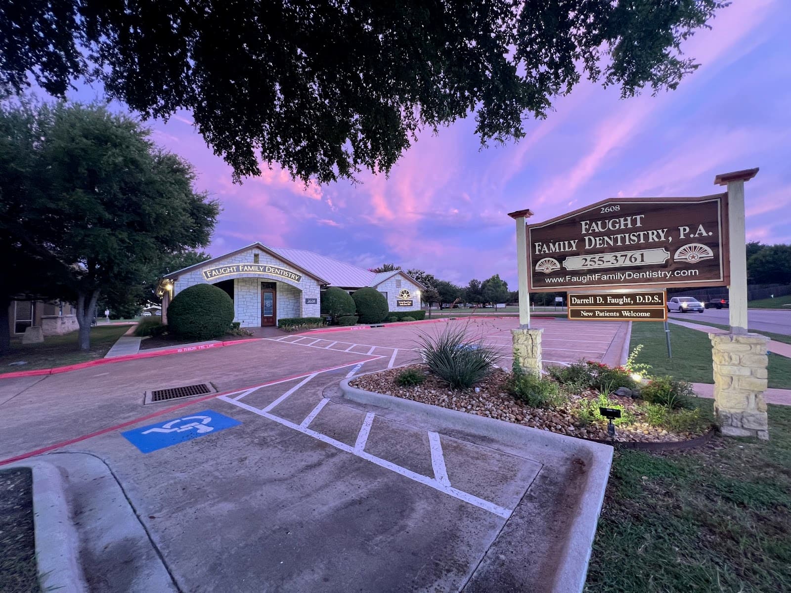 Faught Family Dentistry