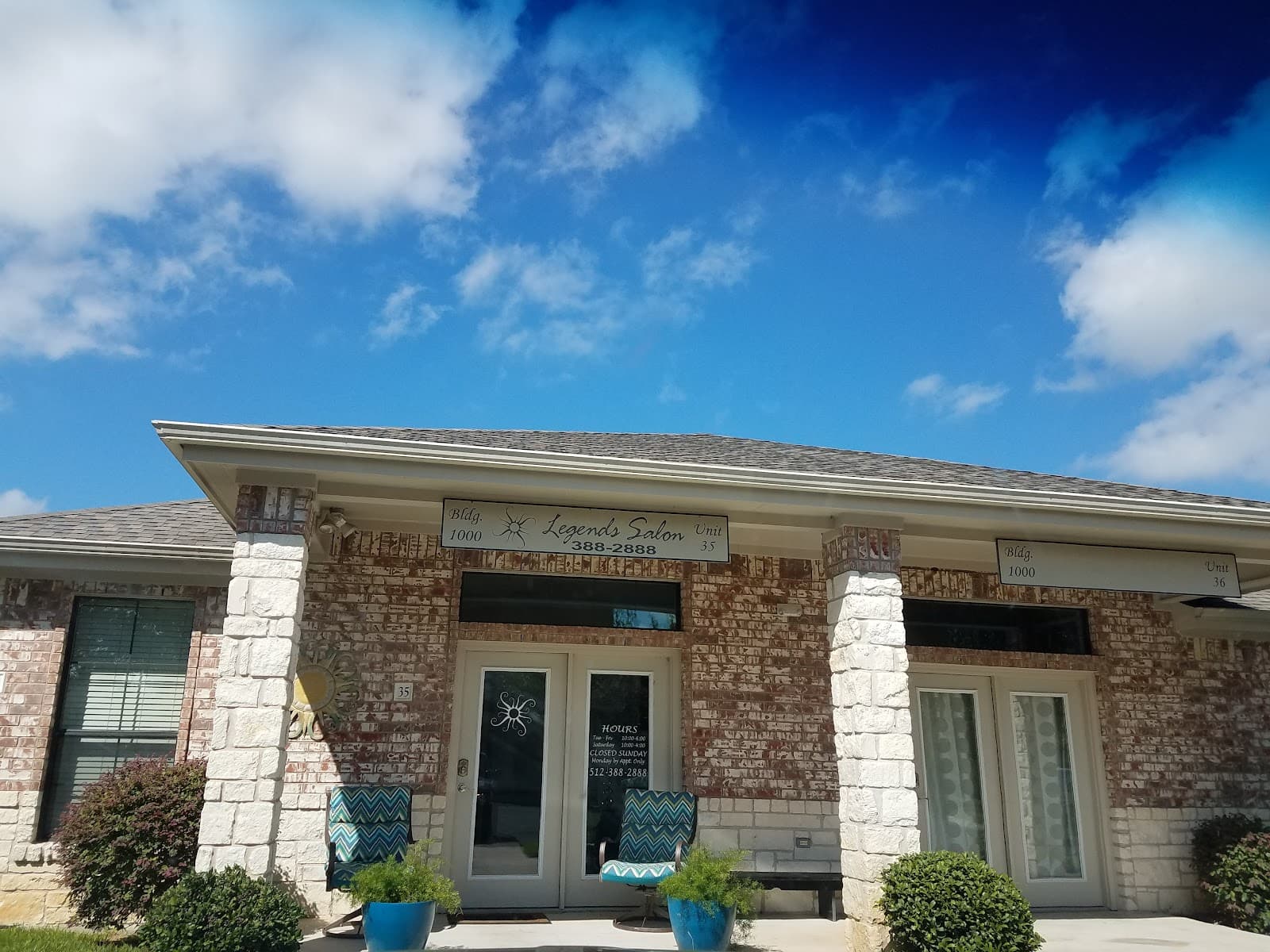 Salon 4forty4